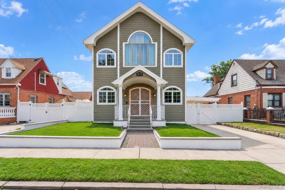 1011 Bay 24th Street Far Rockaway, NY 11691