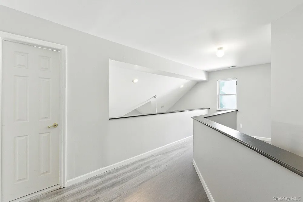 33 Sunflower Ridge Road South Setauket, NY 11720