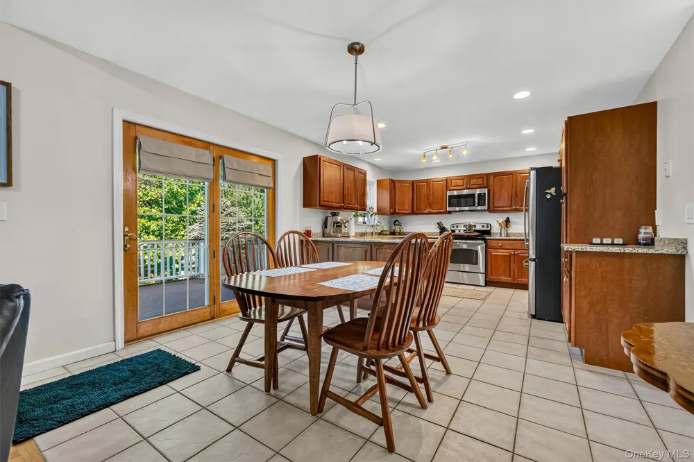 62 Meadowbrook Court Patterson, NY 12563