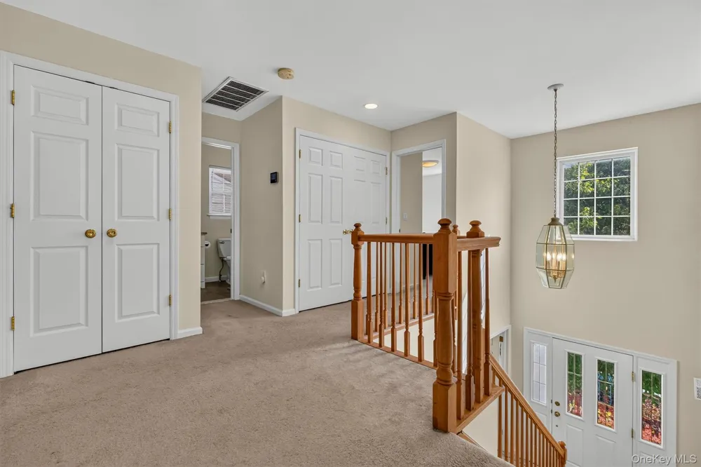 62 Meadowbrook Court Patterson, NY 12563