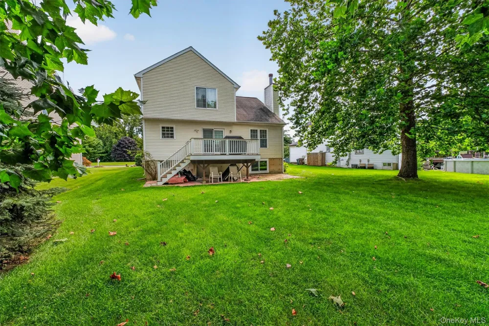 62 Meadowbrook Court Patterson, NY 12563