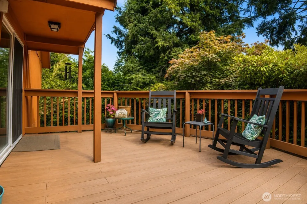 1102 309th Place Ocean Park, WA 98640