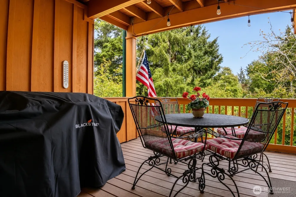 1102 309th Place Ocean Park, WA 98640