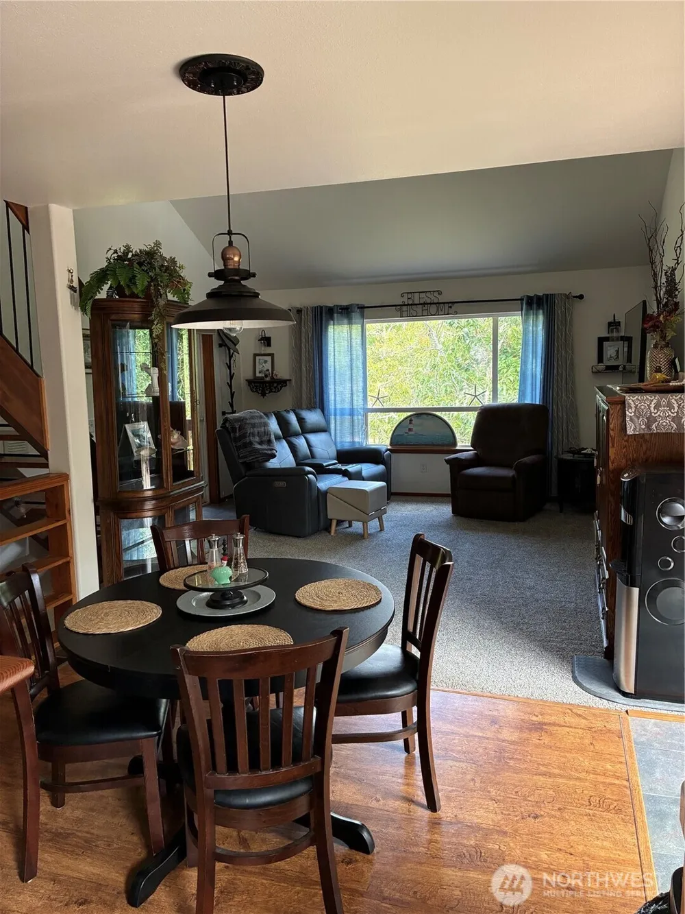1102 309th Place Ocean Park, WA 98640
