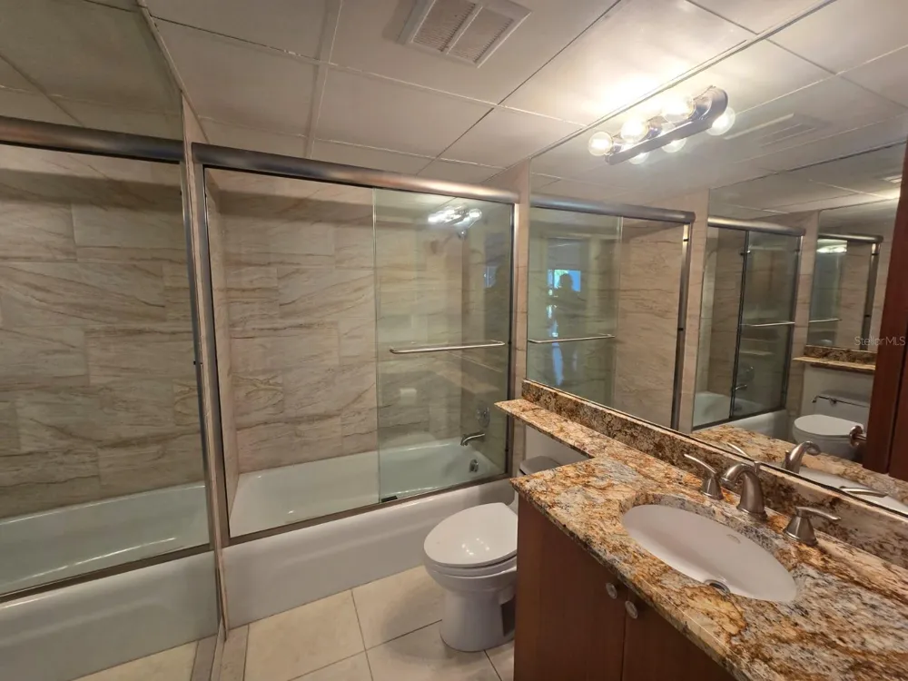 1714 69TH AVENUE W #A204 Bradenton, FL 34207