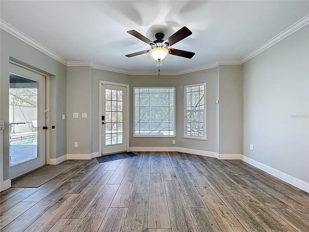 10655 LAKEVIEW DRIVE New Port Richey, FL 34654