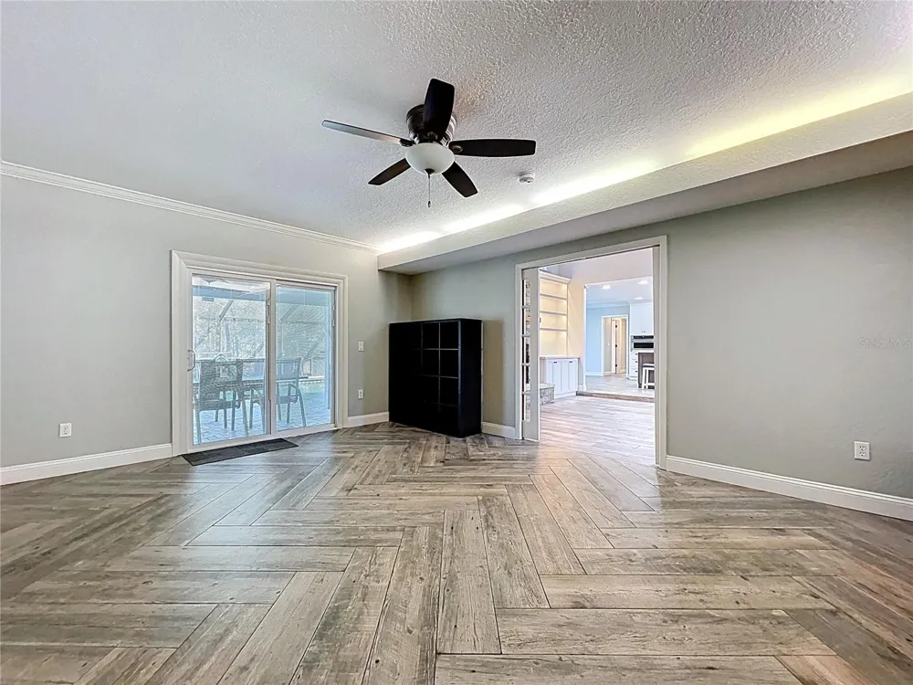 10655 LAKEVIEW DRIVE New Port Richey, FL 34654
