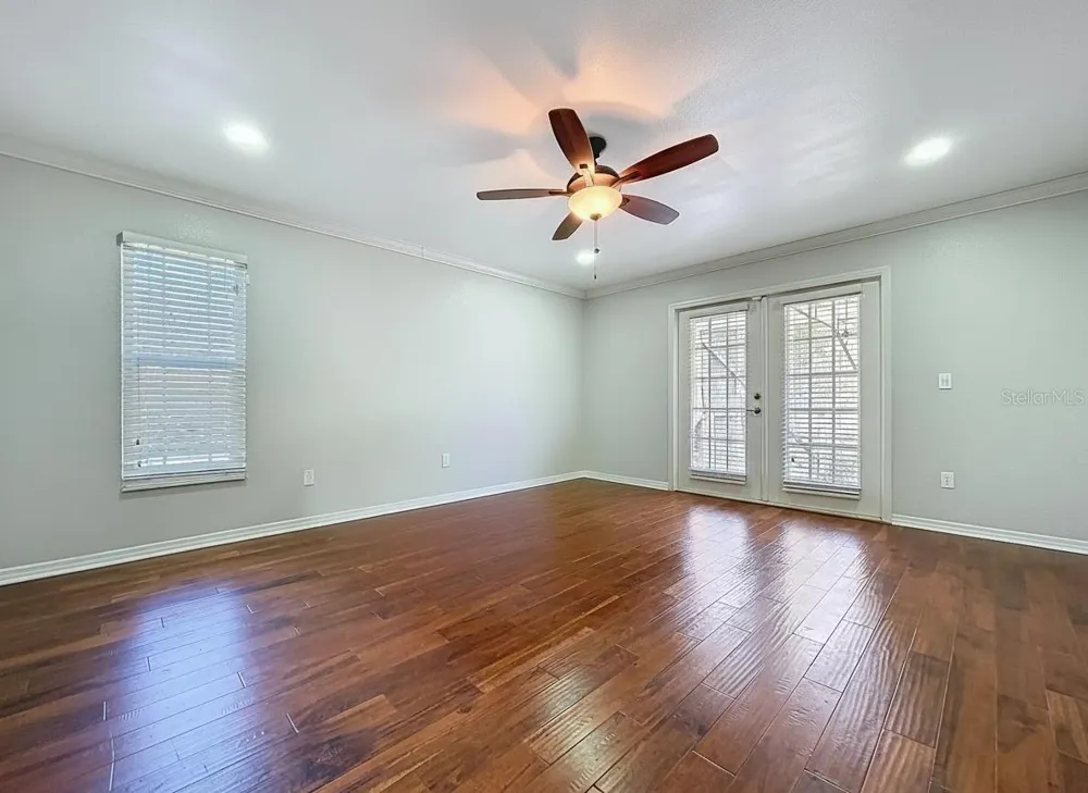 10655 LAKEVIEW DRIVE New Port Richey, FL 34654
