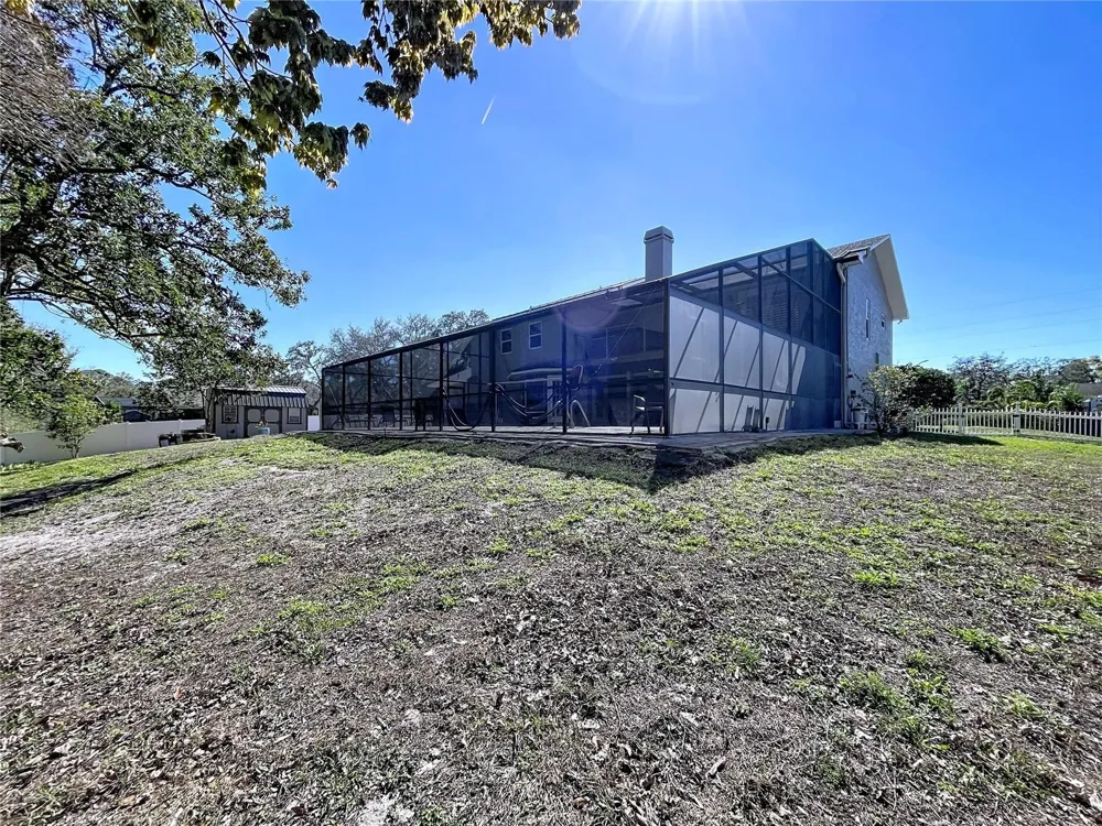 10655 LAKEVIEW DRIVE New Port Richey, FL 34654