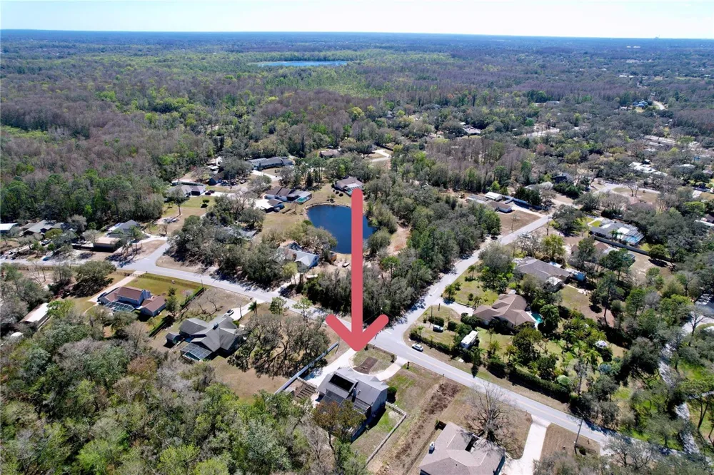 10655 LAKEVIEW DRIVE New Port Richey, FL 34654