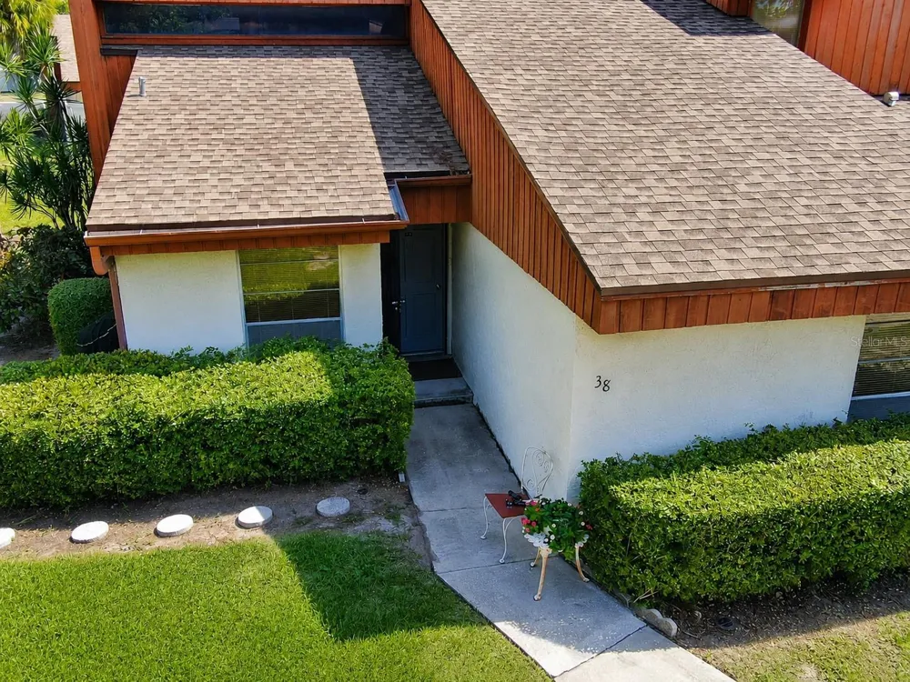 2054 SUNSET POINT ROAD #38 Clearwater, FL 33765