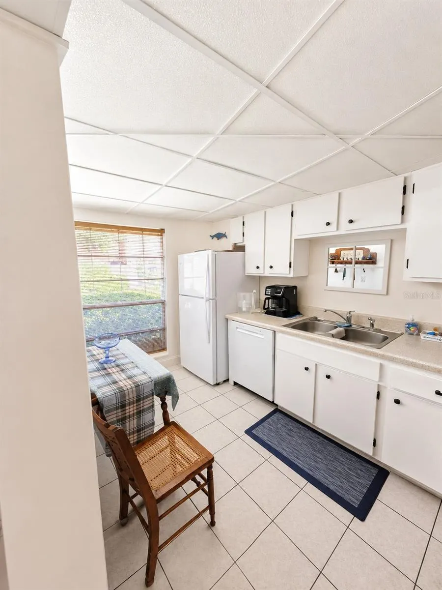 2054 SUNSET POINT ROAD #38 Clearwater, FL 33765