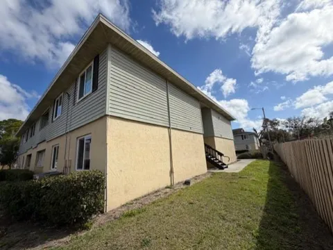 231 BERRY TREE PLACE