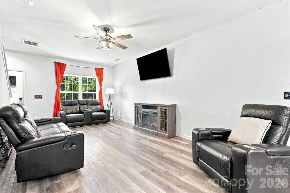 313 Bell Street Mount Holly, NC 28120
