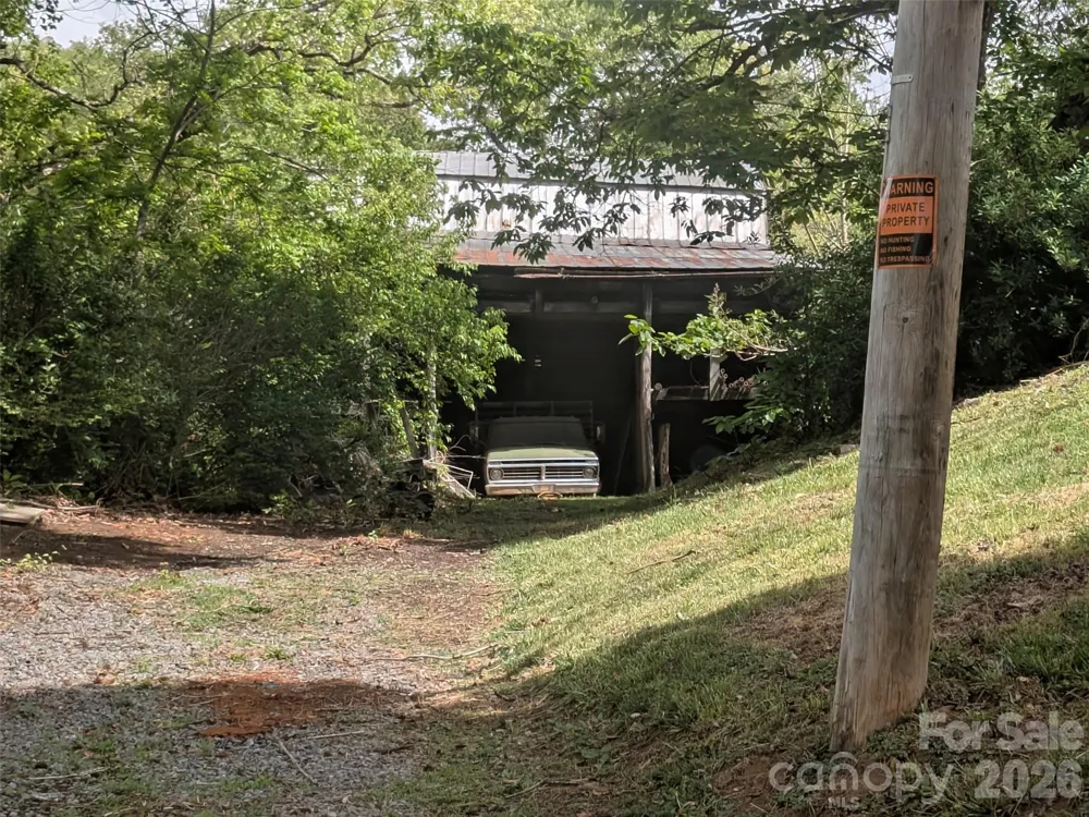 1920 Thickety Road Clyde, NC 28721