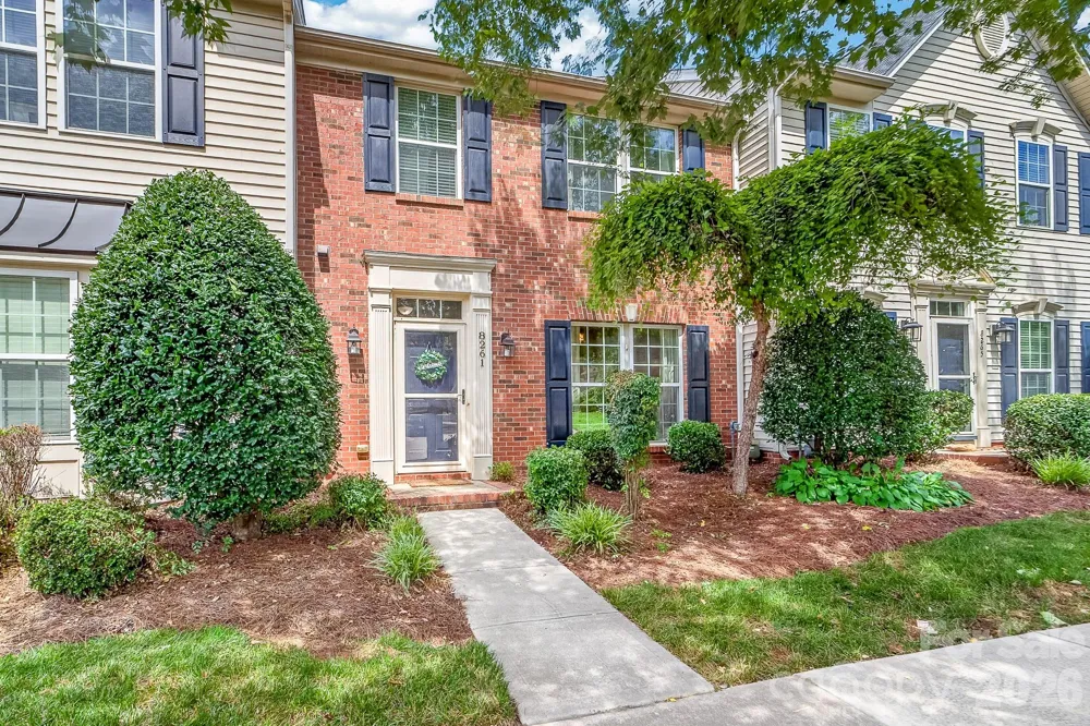 8261 Bridgegate Drive Huntersville, NC 28078