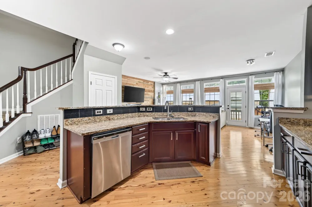 8261 Bridgegate Drive Huntersville, NC 28078