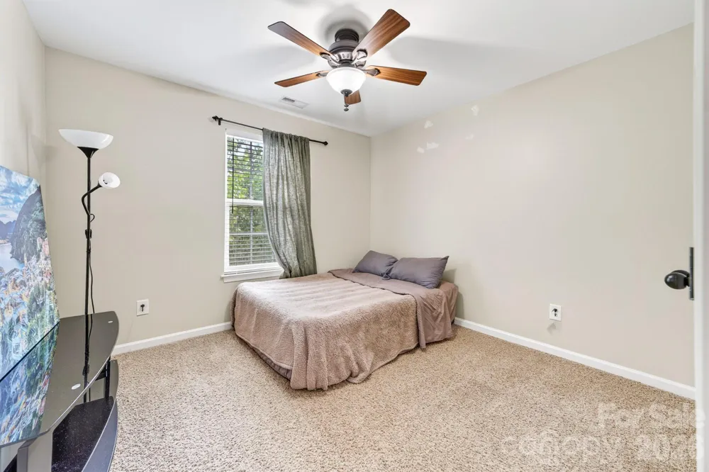 8261 Bridgegate Drive Huntersville, NC 28078