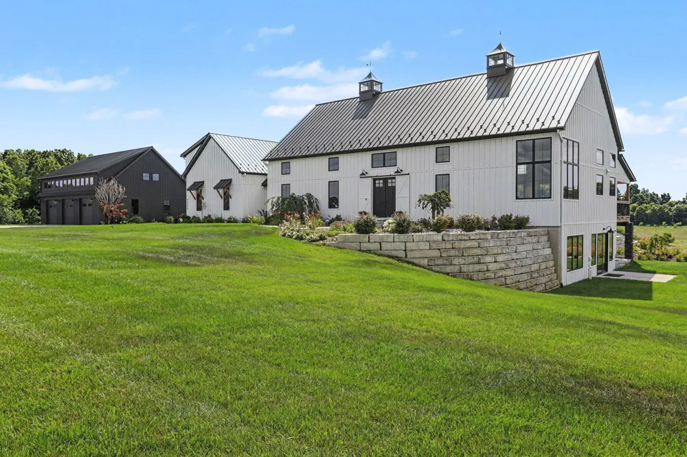55308 County Road 671 Paw Paw, MI 49079