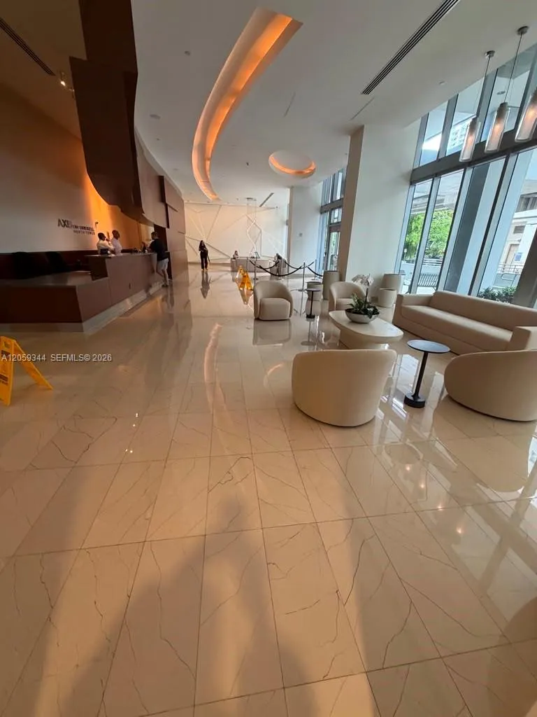 1111 SW 1st Ave #1720-N Miami, FL 33130