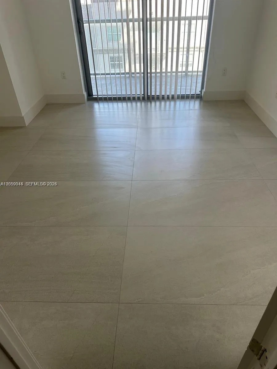 1111 SW 1st Ave #1720-N Miami, FL 33130