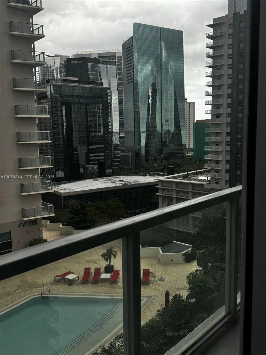 1111 SW 1st Ave #1720-N Miami, FL 33130