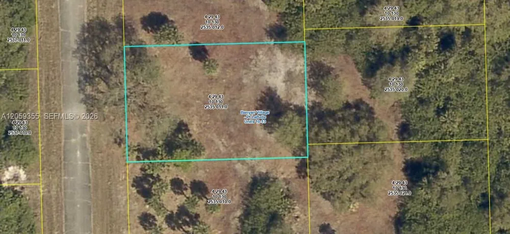 621 Trumpet Dr La Belle, FL 33935