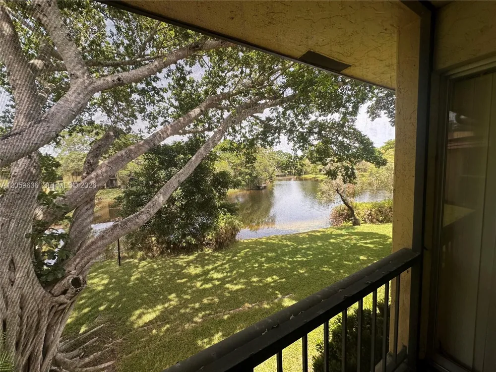 818 SW 9th Street Cir #203 Boca Raton, FL 33486
