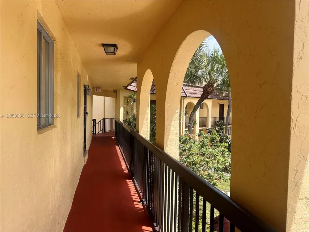 818 SW 9th Street Cir #203 Boca Raton, FL 33486