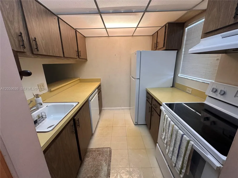 818 SW 9th Street Cir #203 Boca Raton, FL 33486