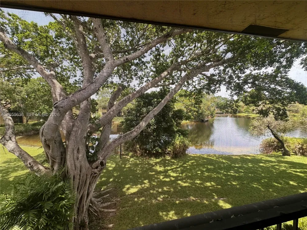 818 SW 9th Street Cir #203 Boca Raton, FL 33486