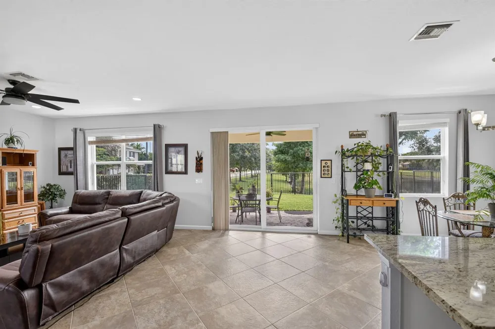 5652 Caranday Palm Drive 