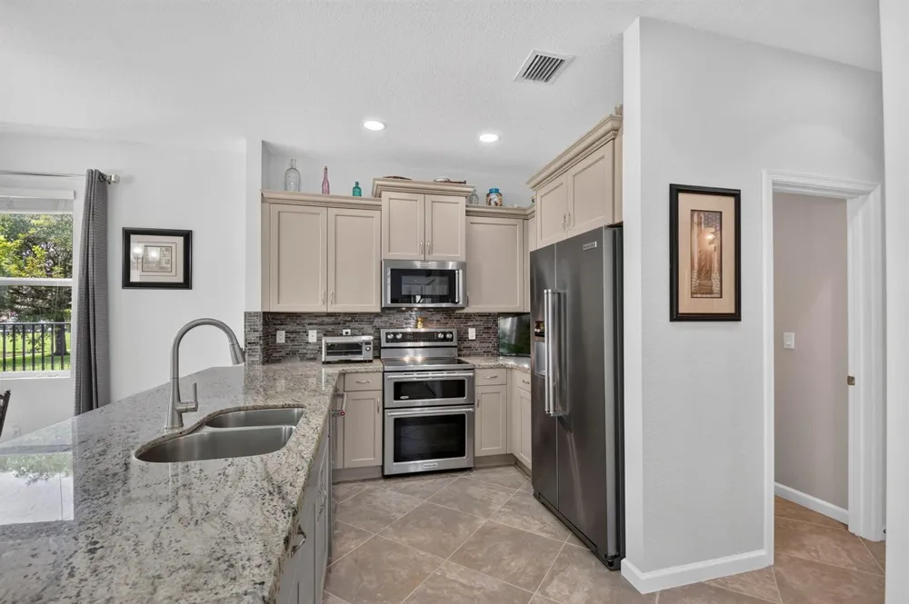 5652 Caranday Palm Drive 