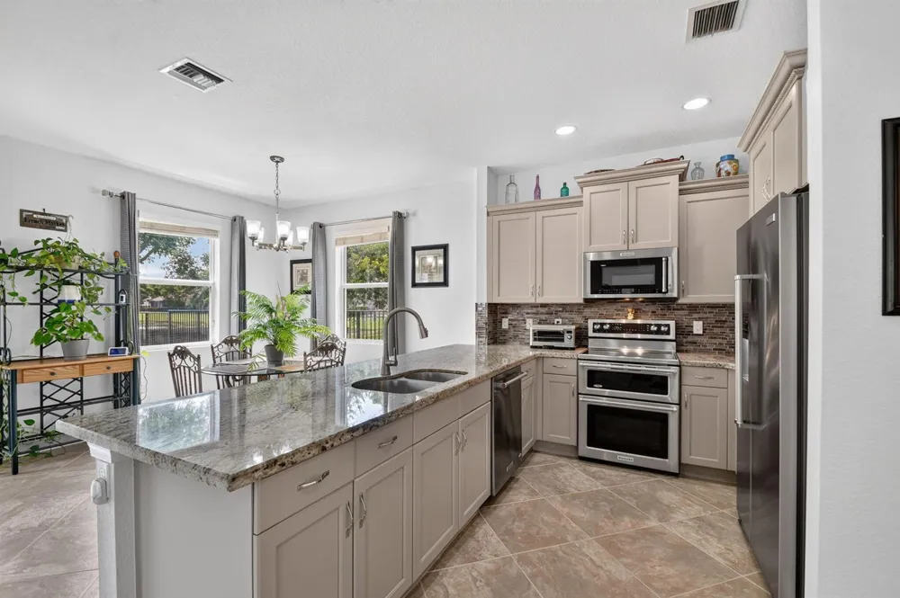 5652 Caranday Palm Drive 