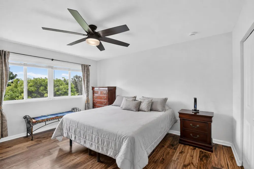 5652 Caranday Palm Drive 