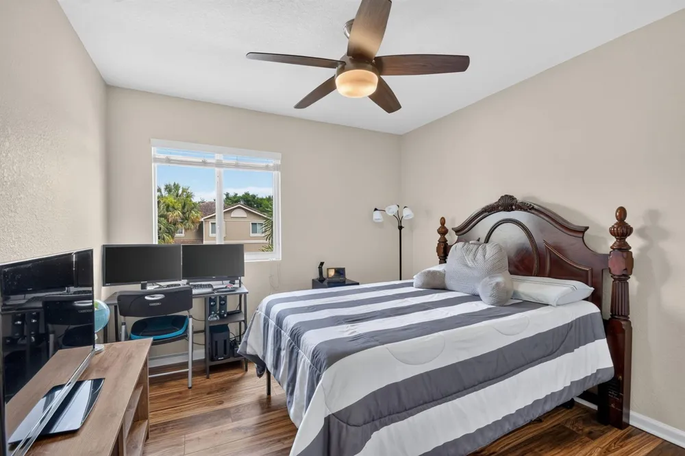 5652 Caranday Palm Drive 