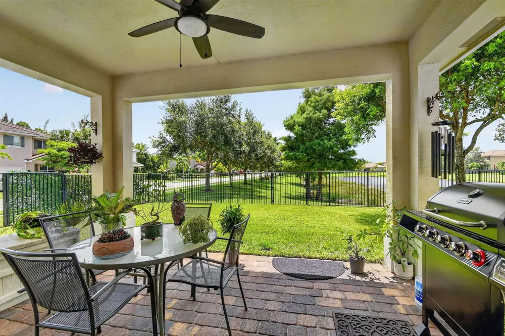 5652 Caranday Palm Drive 