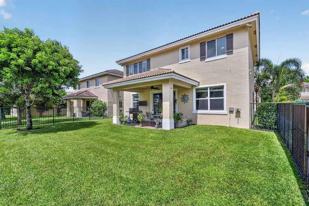 5652 Caranday Palm Drive 