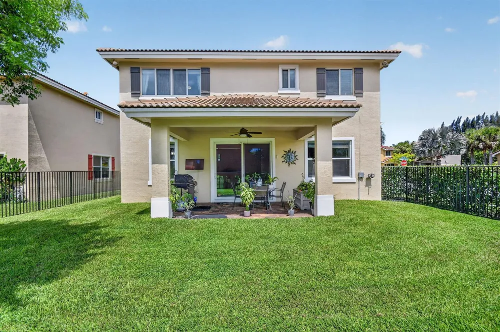 5652 Caranday Palm Drive 