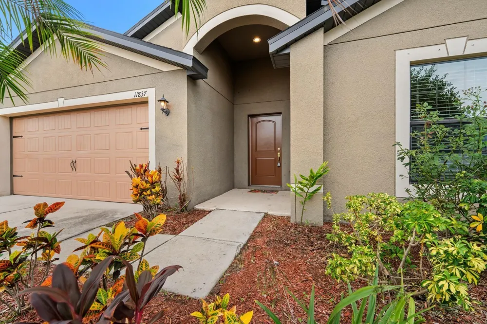 11837 THICKET WOOD DRIVE Riverview, FL 33579
