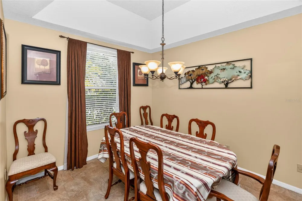 1907 WESTBOURNE DRIVE Oviedo, FL 32765