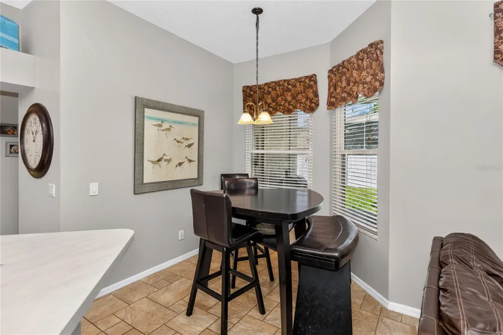 1907 WESTBOURNE DRIVE Oviedo, FL 32765