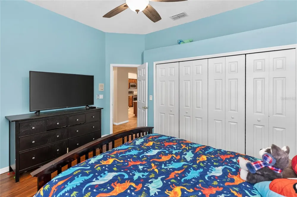1907 WESTBOURNE DRIVE Oviedo, FL 32765