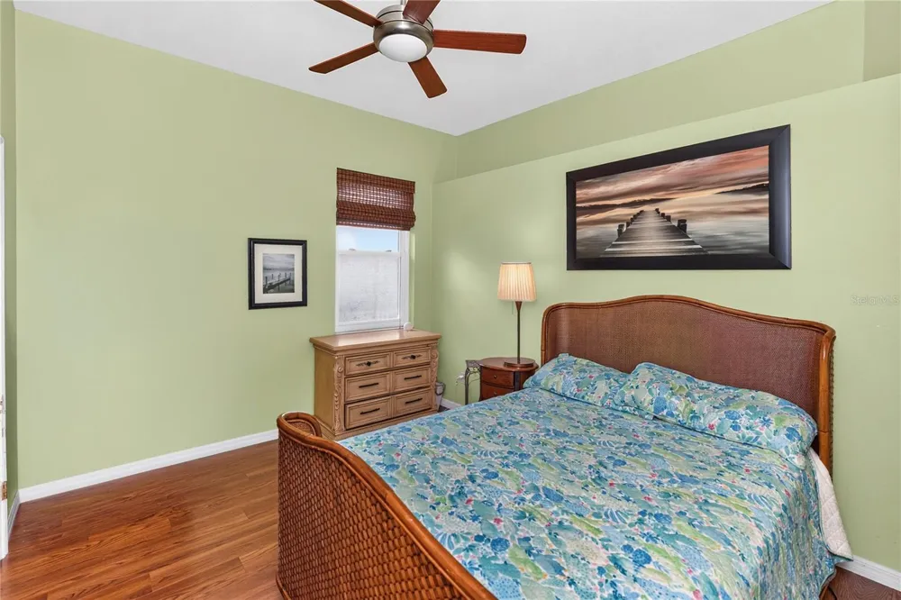 1907 WESTBOURNE DRIVE Oviedo, FL 32765