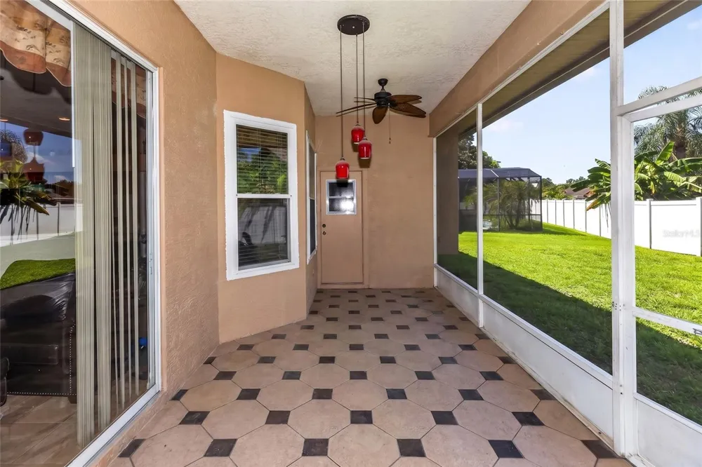 1907 WESTBOURNE DRIVE Oviedo, FL 32765