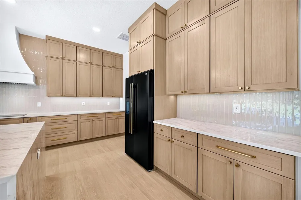 14800 MIM PLACE Dade City, FL 33525