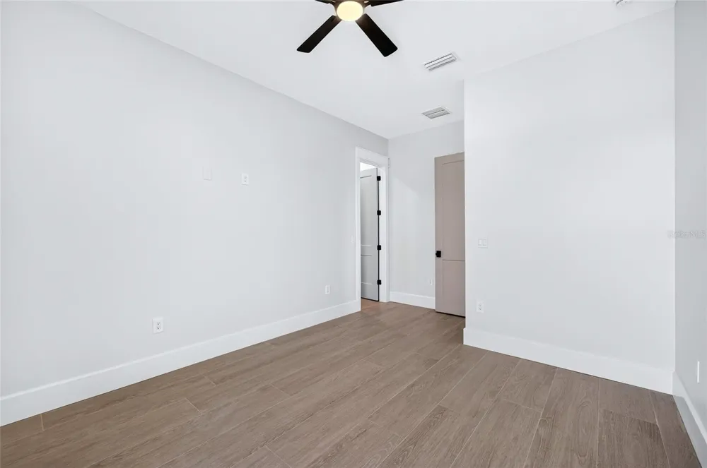14800 MIM PLACE Dade City, FL 33525