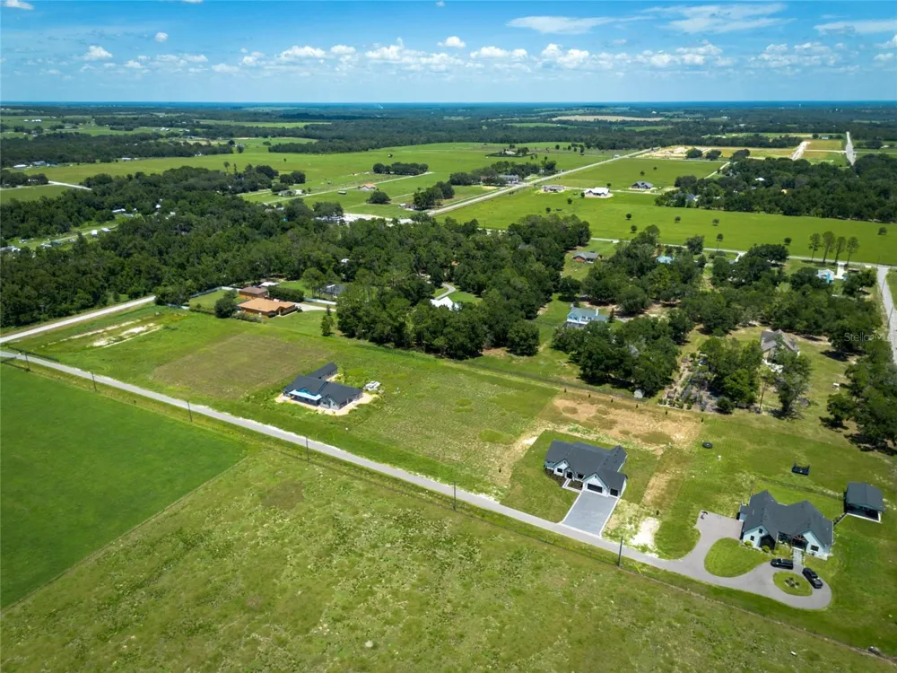 14800 MIM PLACE Dade City, FL 33525