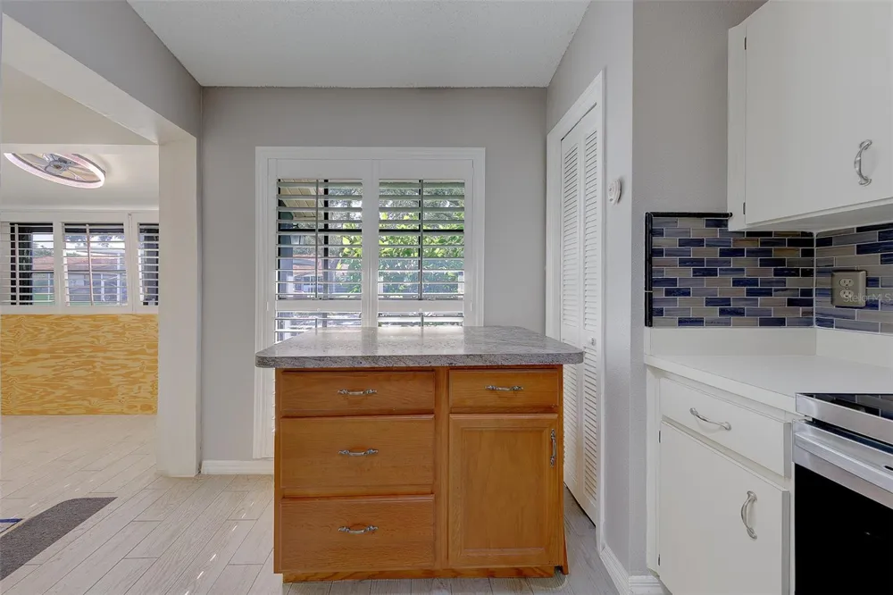 2022 NASH DRIVE Clearwater, FL 33763