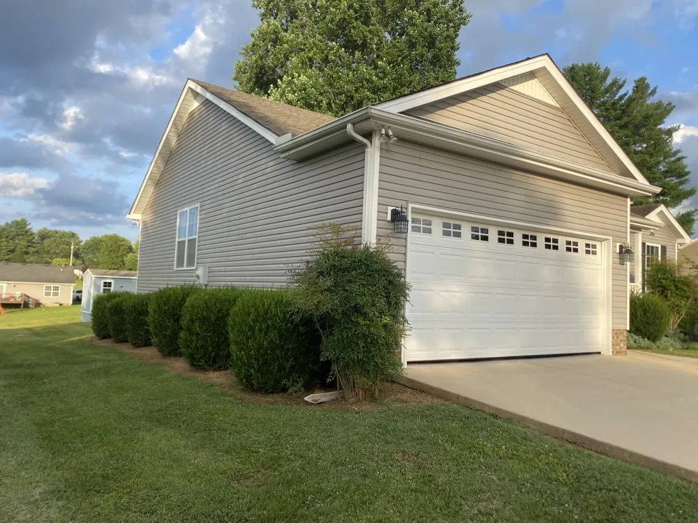 208 Arrowhead Dr McMinnville, TN 37110